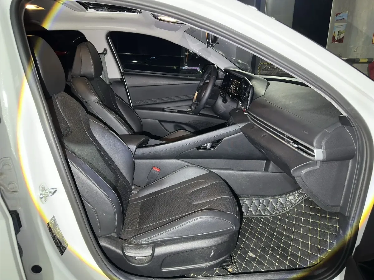 2022 Hyundai Elantra 1.5L 115HP L4 CVT,autocango,china used car exporter,china ev exporter,chinese used car exporter,chinese used ev exporter