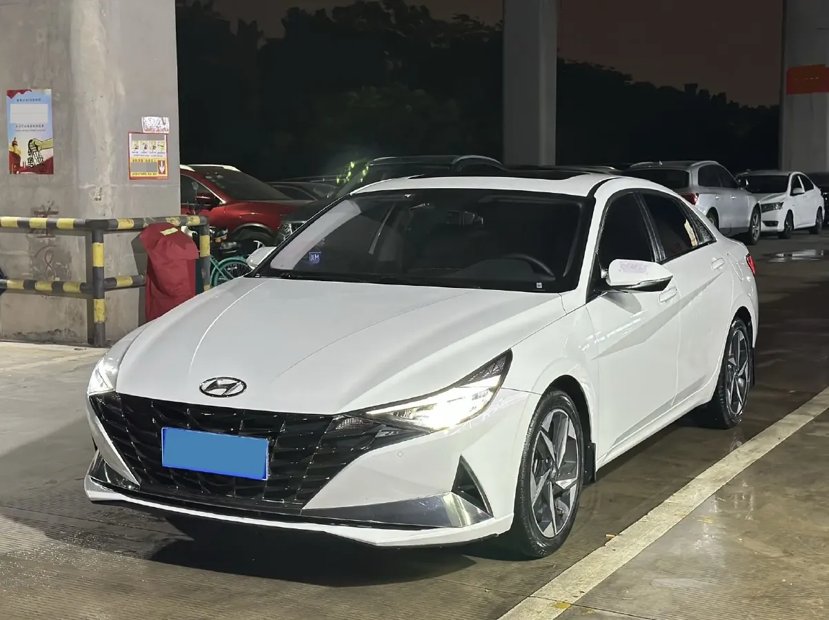 2022 Hyundai Elantra 1.5L 115HP L4 CVT,autocango,china used car exporter,china ev exporter,chinese used car exporter,chinese used ev exporter