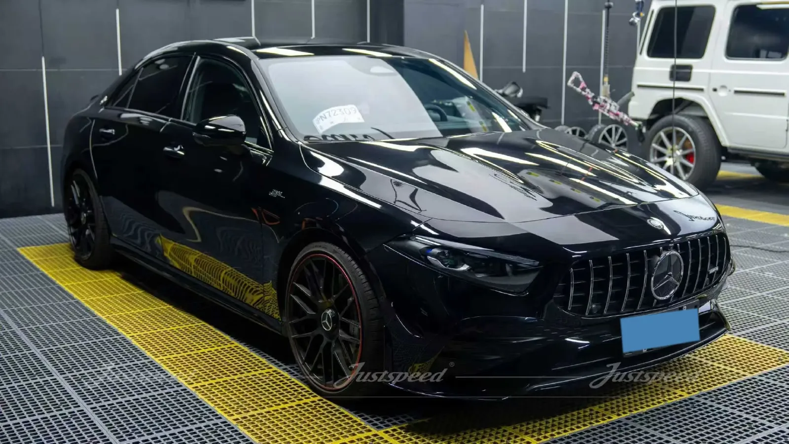 2025 Mercedes-Benz A AMG 2.0T 306HP L4 8DCT,autocango,china used car exporter,china ev exporter,chinese used car exporter,chinese used ev exporter