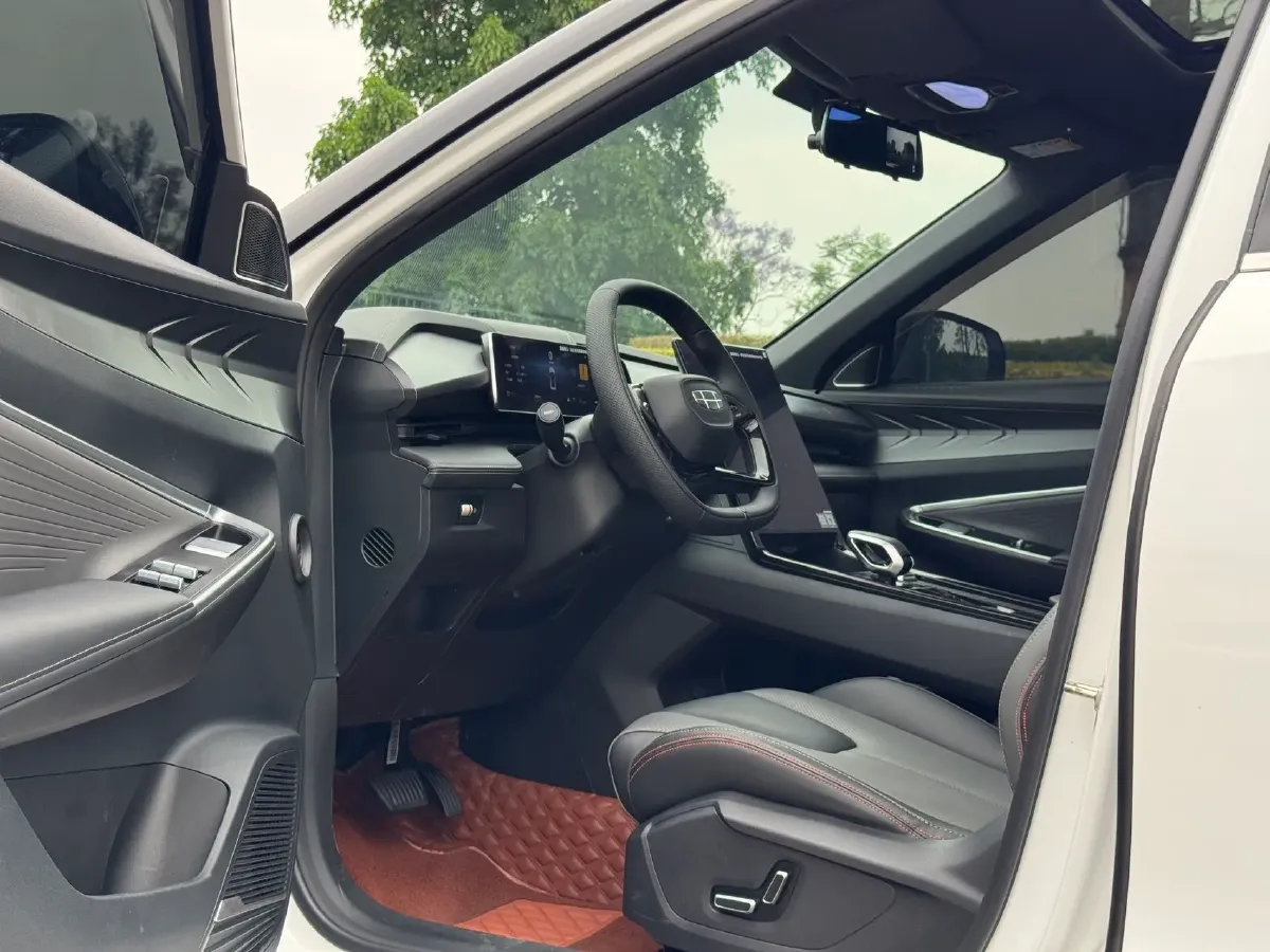 2023 Geely Azkarra 1.5T 181HP L4 7DCT,autocango,china used car exporter,china ev exporter,chinese used car exporter,chinese used ev exporter