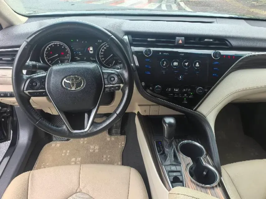 2019 Toyota Camry 2.5L 209HP L4 8AT,autocango,china used car exporter,china ev exporter,chinese used car exporter,chinese used ev exporter