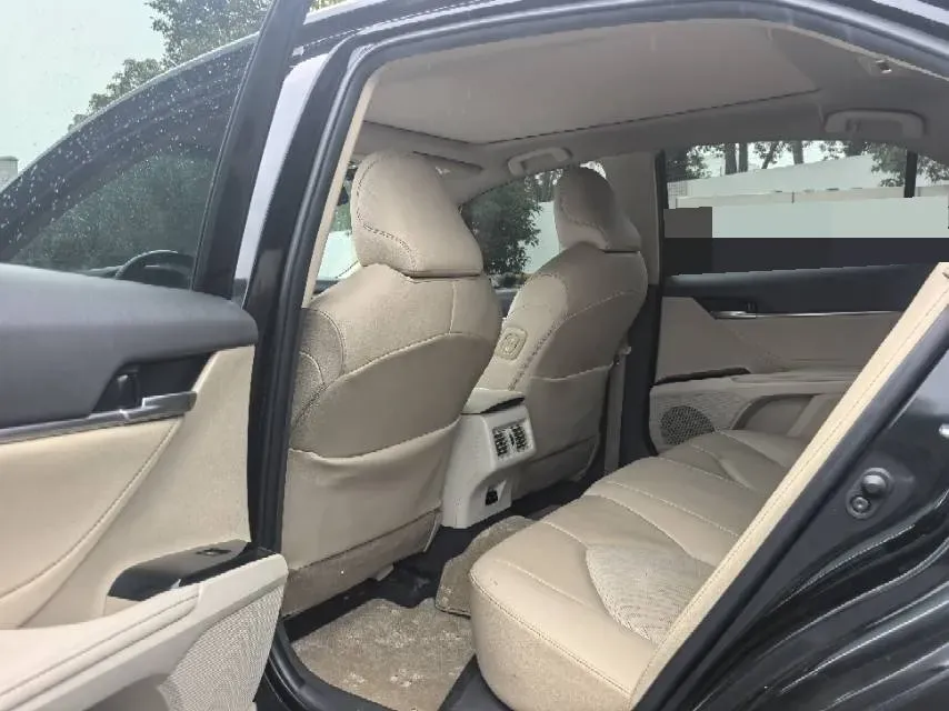 2019 Toyota Camry 2.5L 209HP L4 8AT,autocango,china used car exporter,china ev exporter,chinese used car exporter,chinese used ev exporter