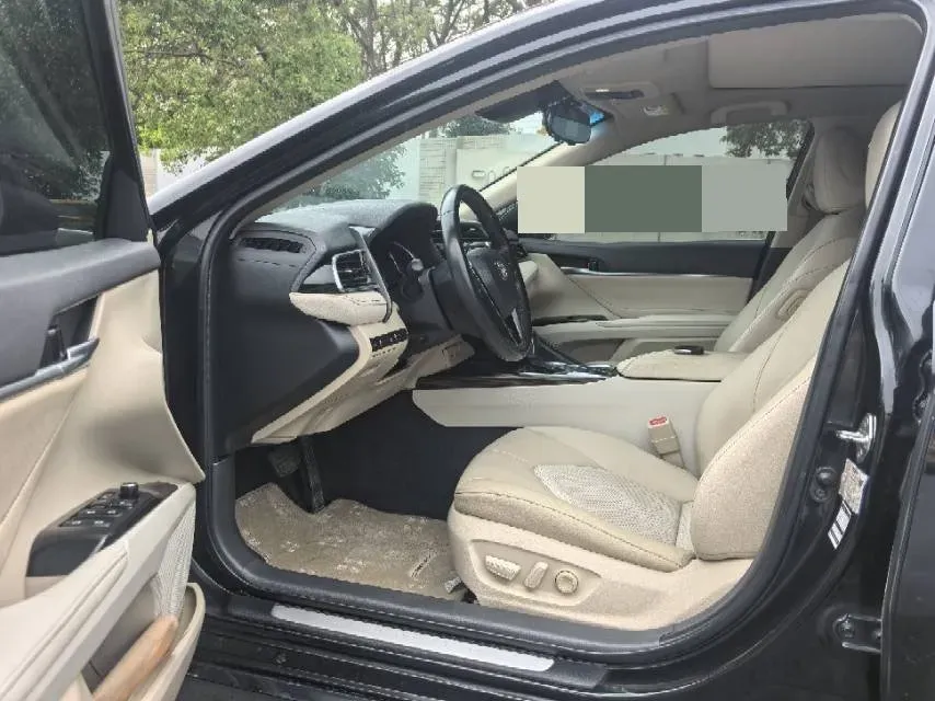 2019 Toyota Camry 2.5L 209HP L4 8AT,autocango,china used car exporter,china ev exporter,chinese used car exporter,chinese used ev exporter