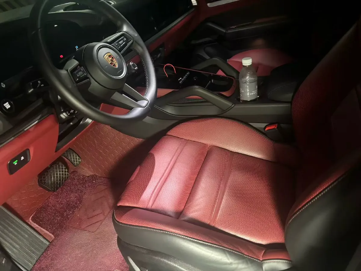 2024 Porsche Cayenne 3.0T 354HP V6 8AT,autocango,china used car exporter,china ev exporter,chinese used car exporter,chinese used ev exporter