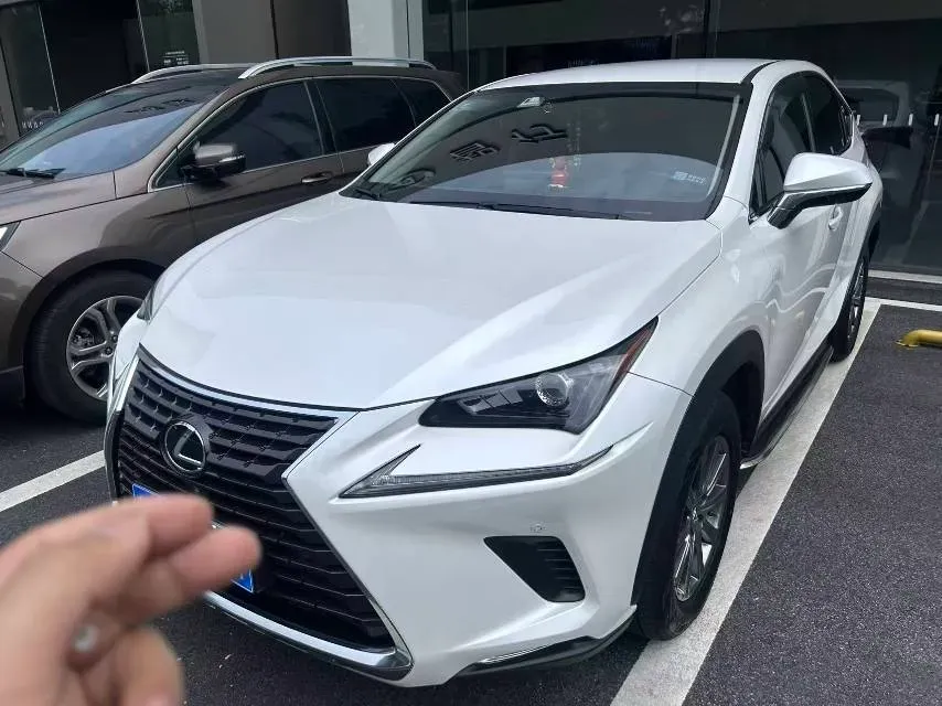 2020 Lexus NX 2.0L 150HP L4 CVT,autocango,china used car exporter,china ev exporter,chinese used car exporter,chinese used ev exporter