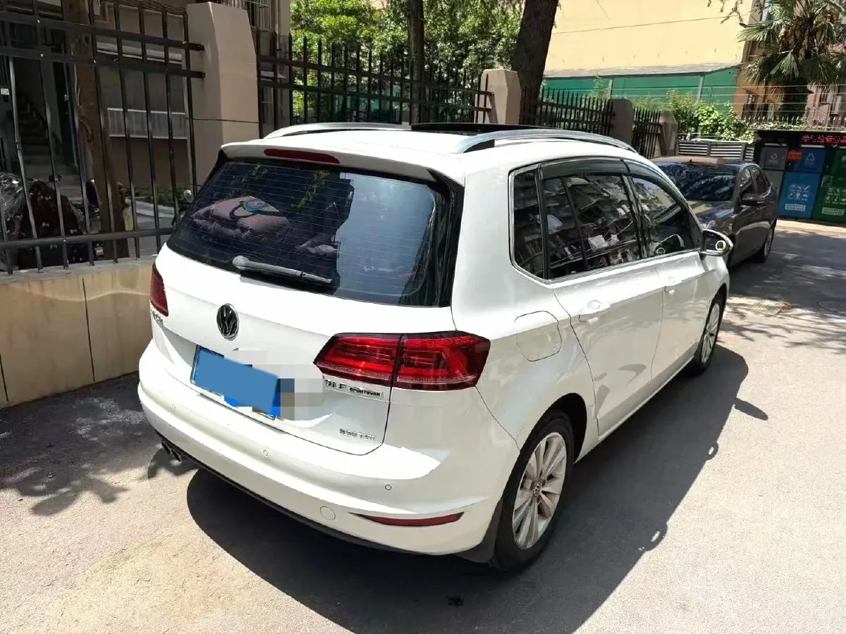 2018 Volkswagen Golf Sportsvan 1.4T 131HP L4 7DCT,autocango,china used car exporter,china ev exporter,chinese used car exporter,chinese used ev exporter