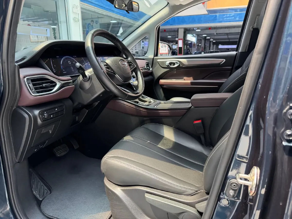 2021 GAC Trumpchi M6 1.5T 169HP L4 7DCT,autocango,china used car exporter,china ev exporter,chinese used car exporter,chinese used ev exporter