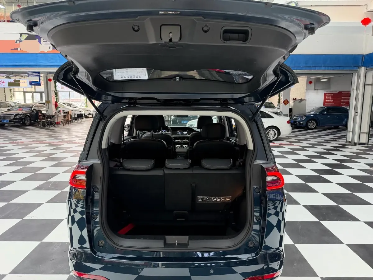 2021 GAC Trumpchi M6 1.5T 169HP L4 7DCT,autocango,china used car exporter,china ev exporter,chinese used car exporter,chinese used ev exporter