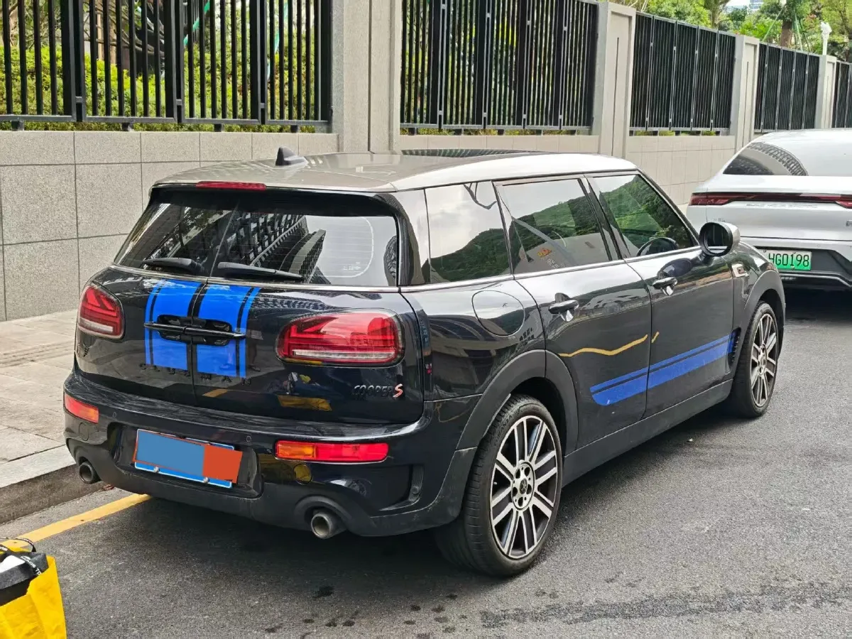 2023 MINI CLUBMAN 2.0T 178HP L4 7DCT,autocango,china used car exporter,china ev exporter,chinese used car exporter,chinese used ev exporter