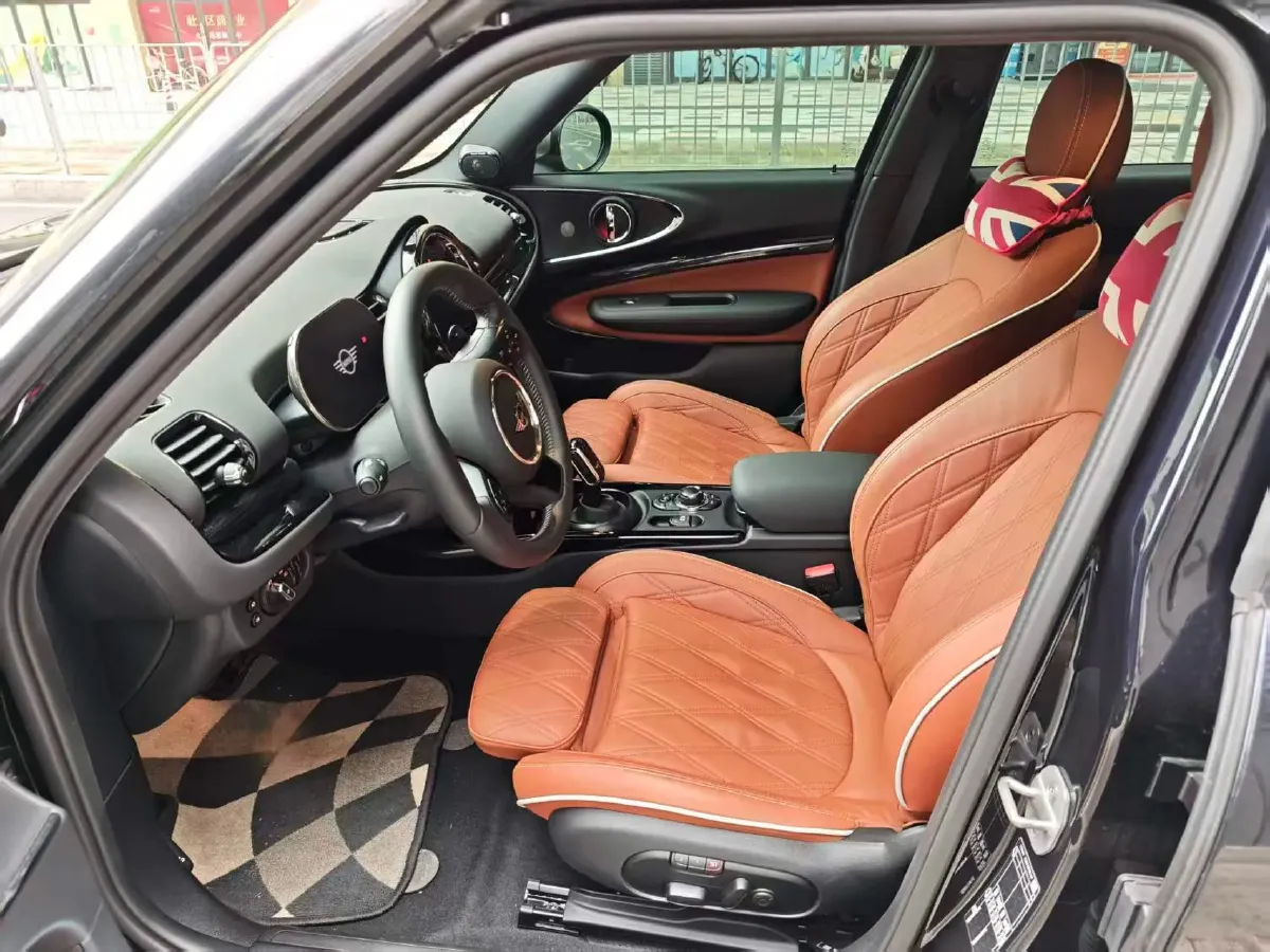 2023 MINI CLUBMAN 2.0T 178HP L4 7DCT,autocango,china used car exporter,china ev exporter,chinese used car exporter,chinese used ev exporter