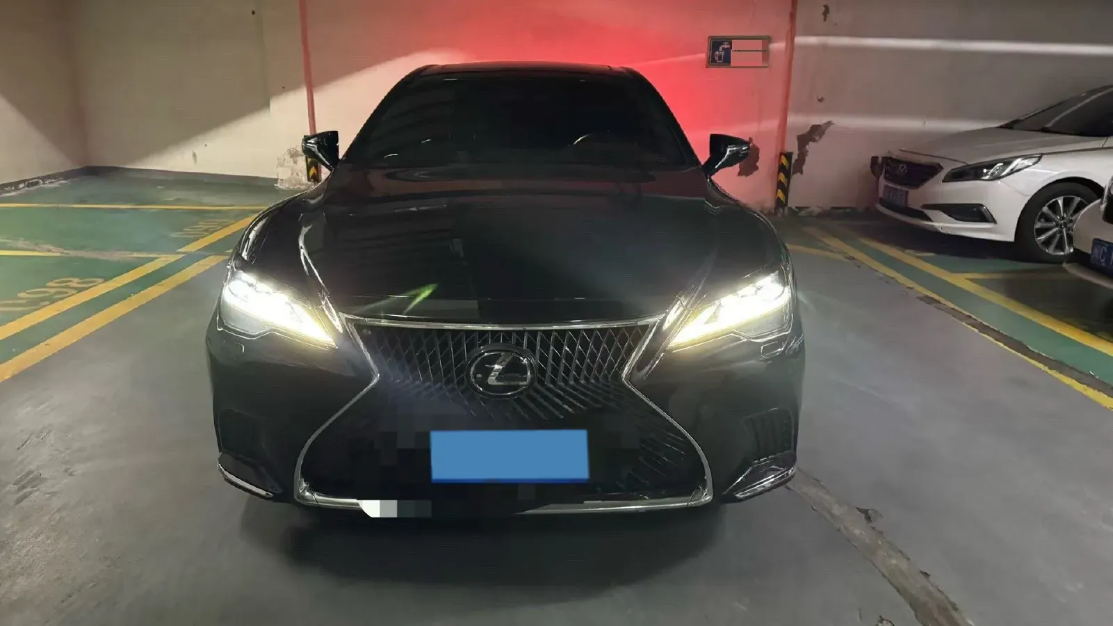 2020 Lexus LS 3.5L 299HP V6 E-CVT Hybrid,autocango,china used car exporter,china ev exporter,chinese used car exporter,chinese used ev exporter