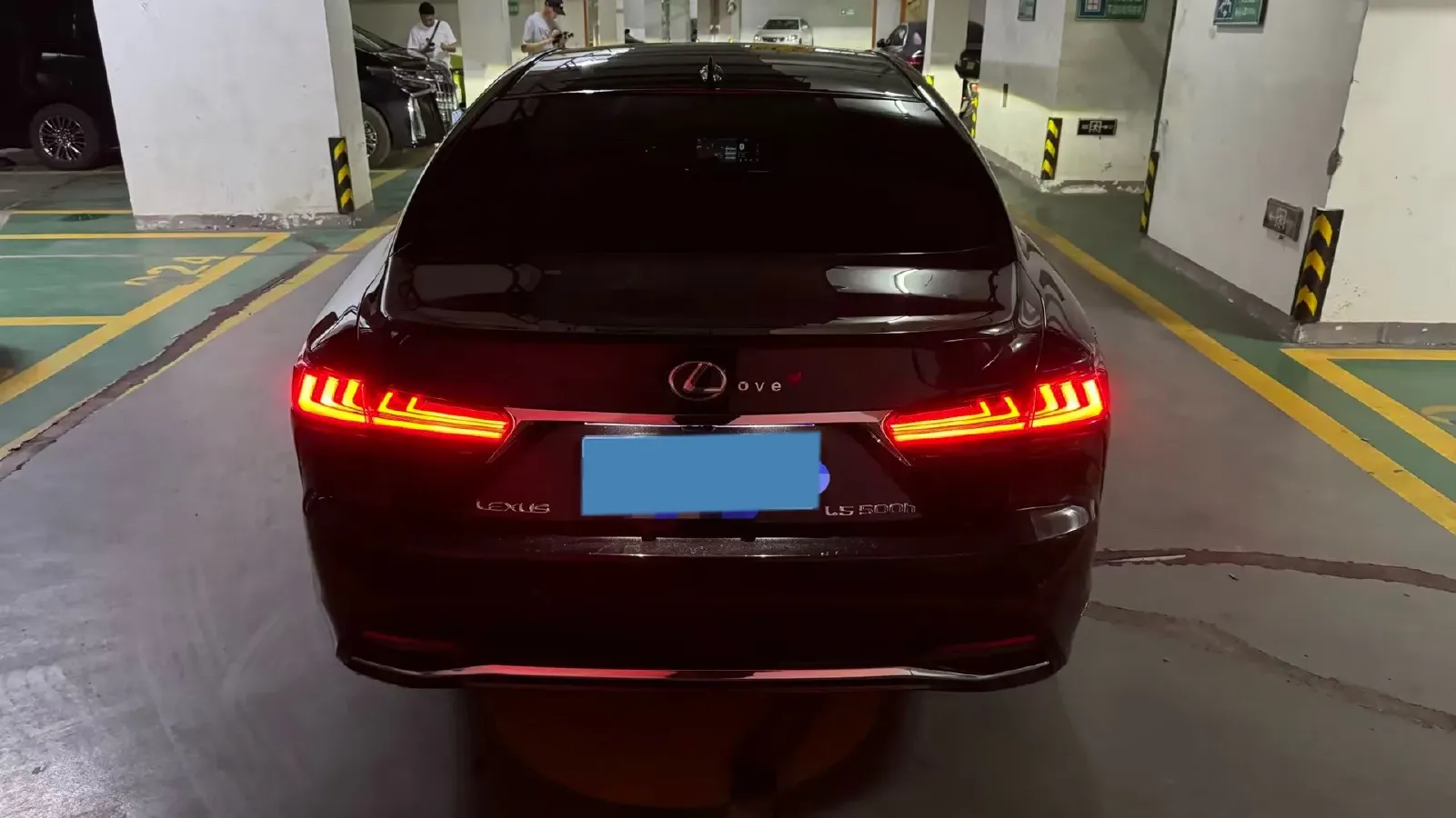 2020 Lexus LS 3.5L 299HP V6 E-CVT Hybrid,autocango,china used car exporter,china ev exporter,chinese used car exporter,chinese used ev exporter