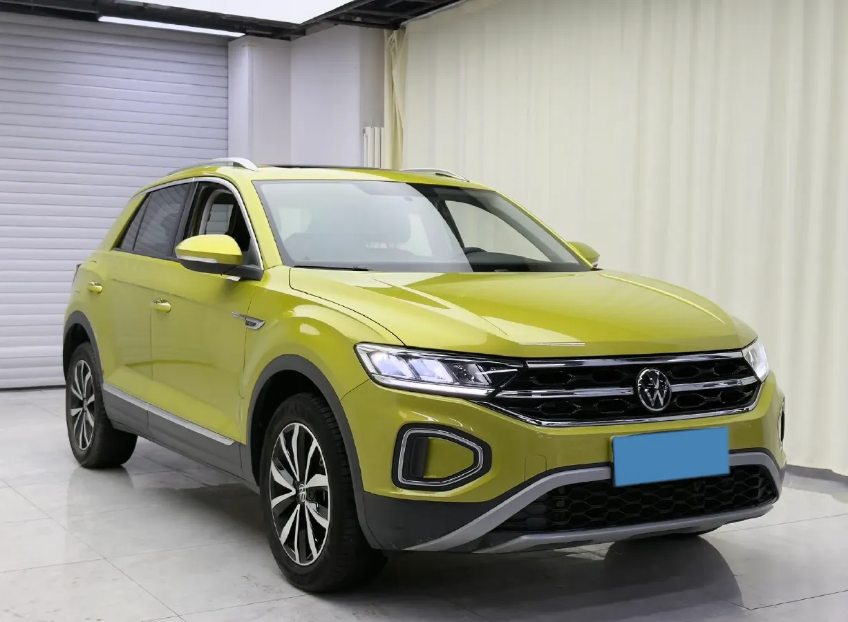 2023 Volkswagen T-Roc 1.4T 150HP L4 7DCT,autocango,china used car exporter,china ev exporter,chinese used car exporter,chinese used ev exporter