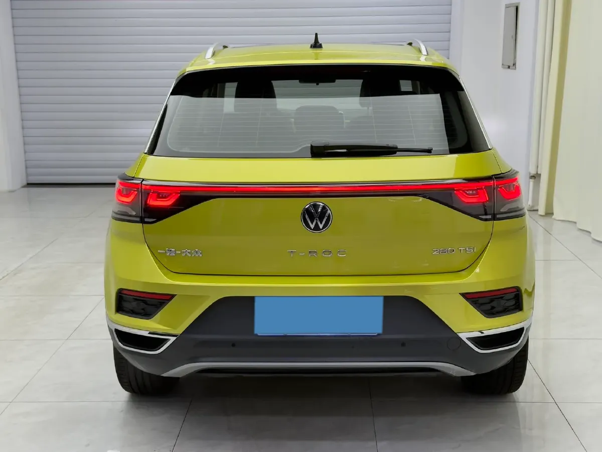 2023 Volkswagen T-Roc 1.4T 150HP L4 7DCT,autocango,china used car exporter,china ev exporter,chinese used car exporter,chinese used ev exporter