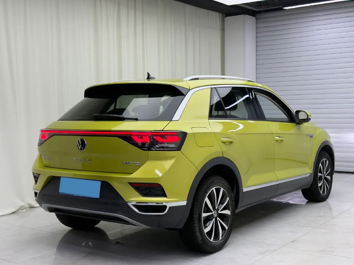 2023 Volkswagen T-Roc 1.4T 150HP L4 7DCT,autocango,china used car exporter,china ev exporter,chinese used car exporter,chinese used ev exporter