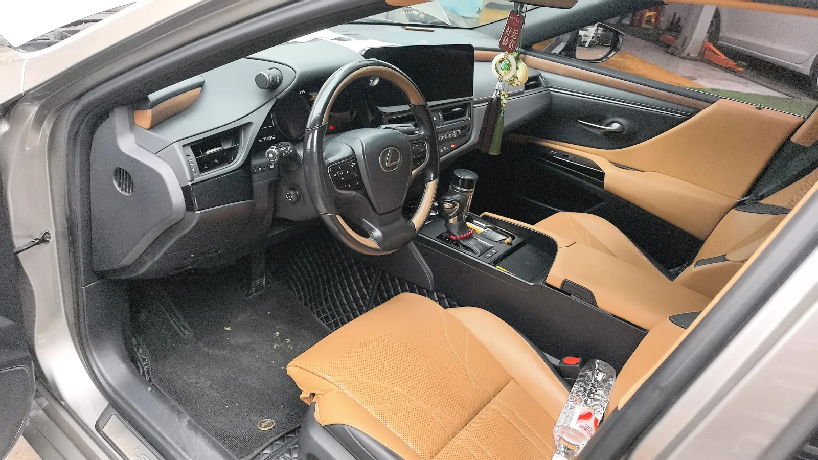 2021 Lexus ES 2.5L 178HP L4 E-CVT Hybrid,autocango,china used car exporter,china ev exporter,chinese used car exporter,chinese used ev exporter
