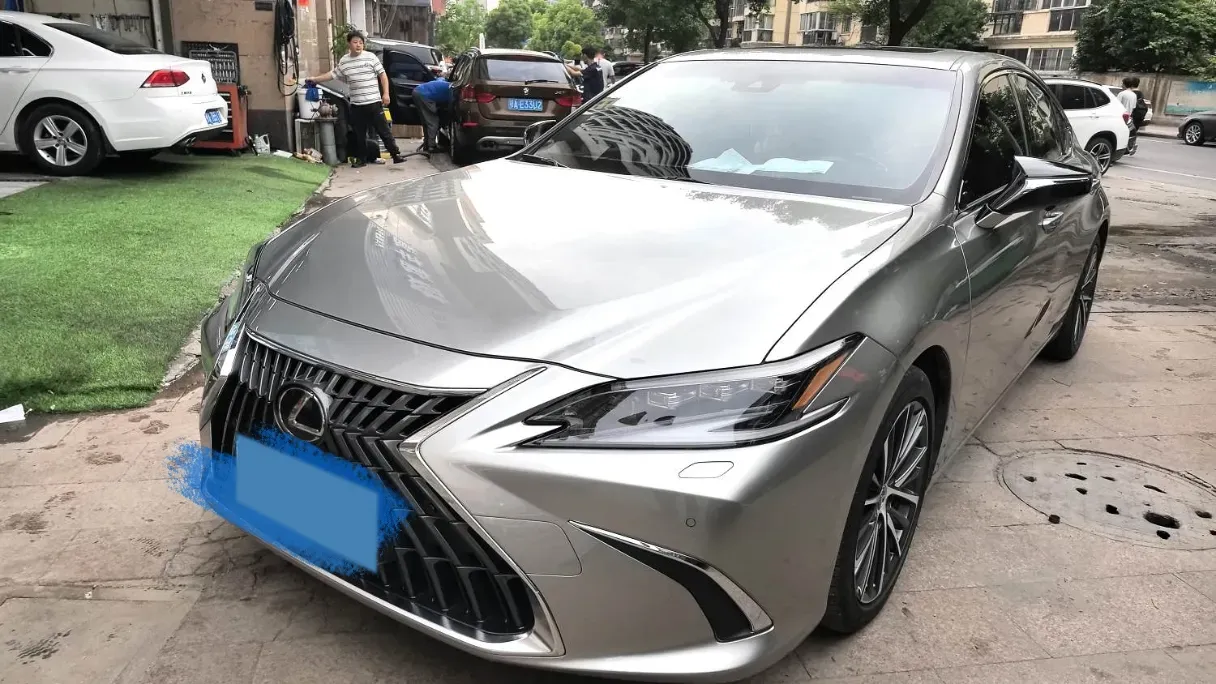 2021 Lexus ES 2.5L 178HP L4 E-CVT Hybrid,autocango,china used car exporter,china ev exporter,chinese used car exporter,chinese used ev exporter