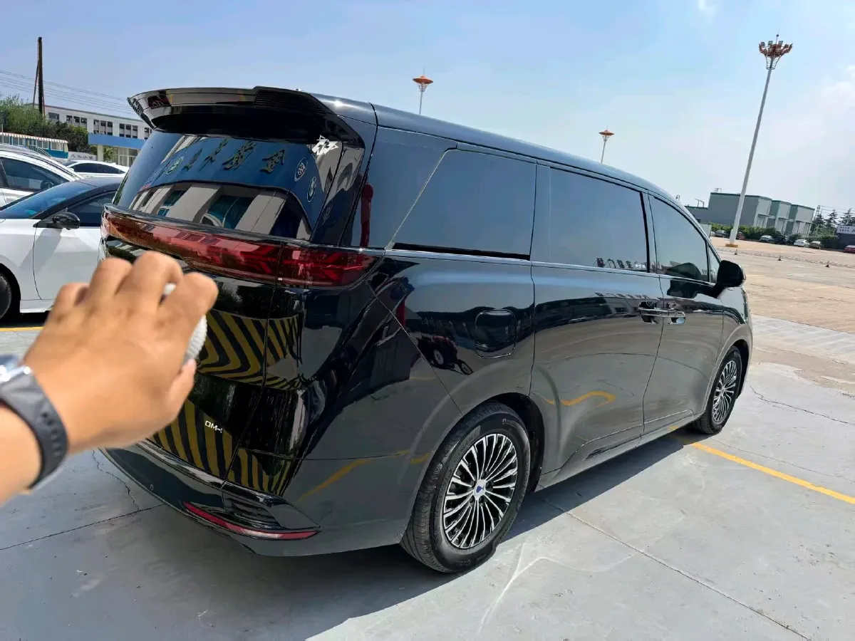2024 Denza D9 1.5T 139HP L4 E-CVT PHEV 40KWH,autocango,china used car exporter,china ev exporter,chinese used car exporter,chinese used ev exporter