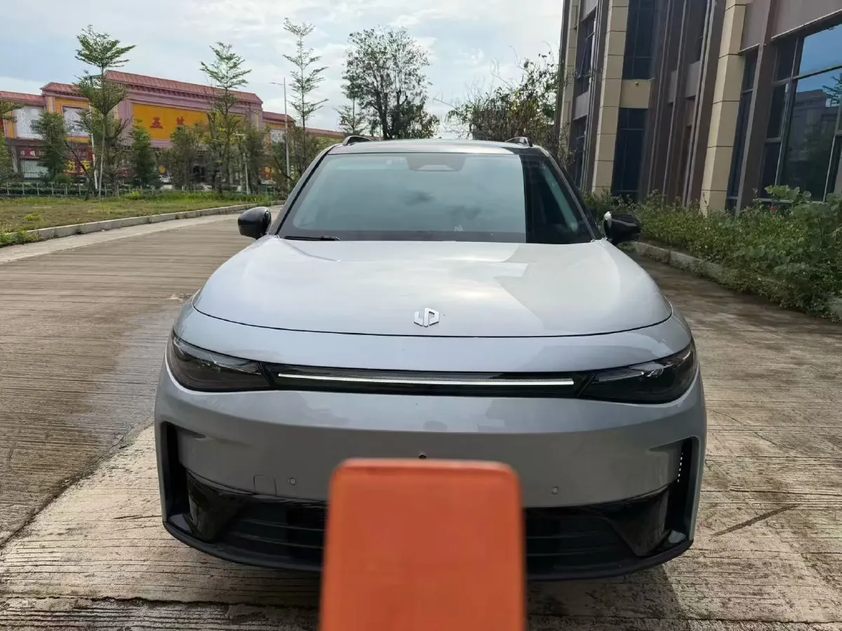 2024 Leapmotor C16 1.5L 95HP L4 REEV 28.4KWH,autocango,china used car exporter,china ev exporter,chinese used car exporter,chinese used ev exporter
