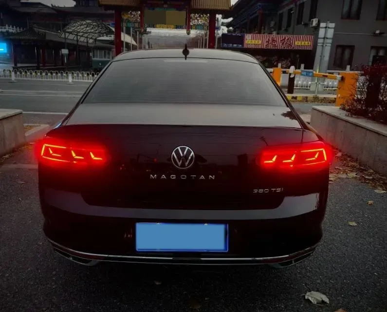 2023 Volkswagen Magotan 2.0T 186HP L4 7DCT,autocango,china used car exporter,china ev exporter,chinese used car exporter,chinese used ev exporter
