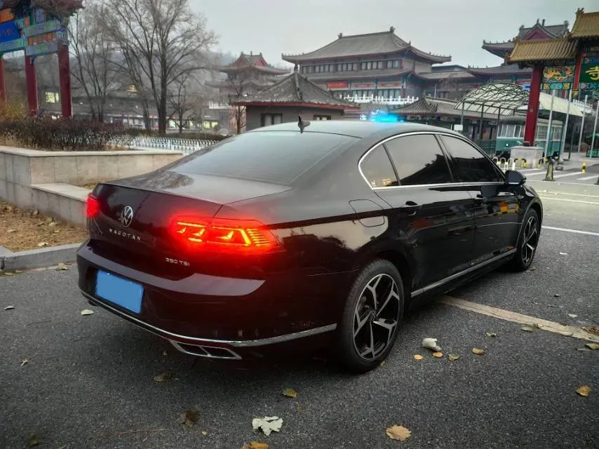 2023 Volkswagen Magotan 2.0T 186HP L4 7DCT,autocango,china used car exporter,china ev exporter,chinese used car exporter,chinese used ev exporter
