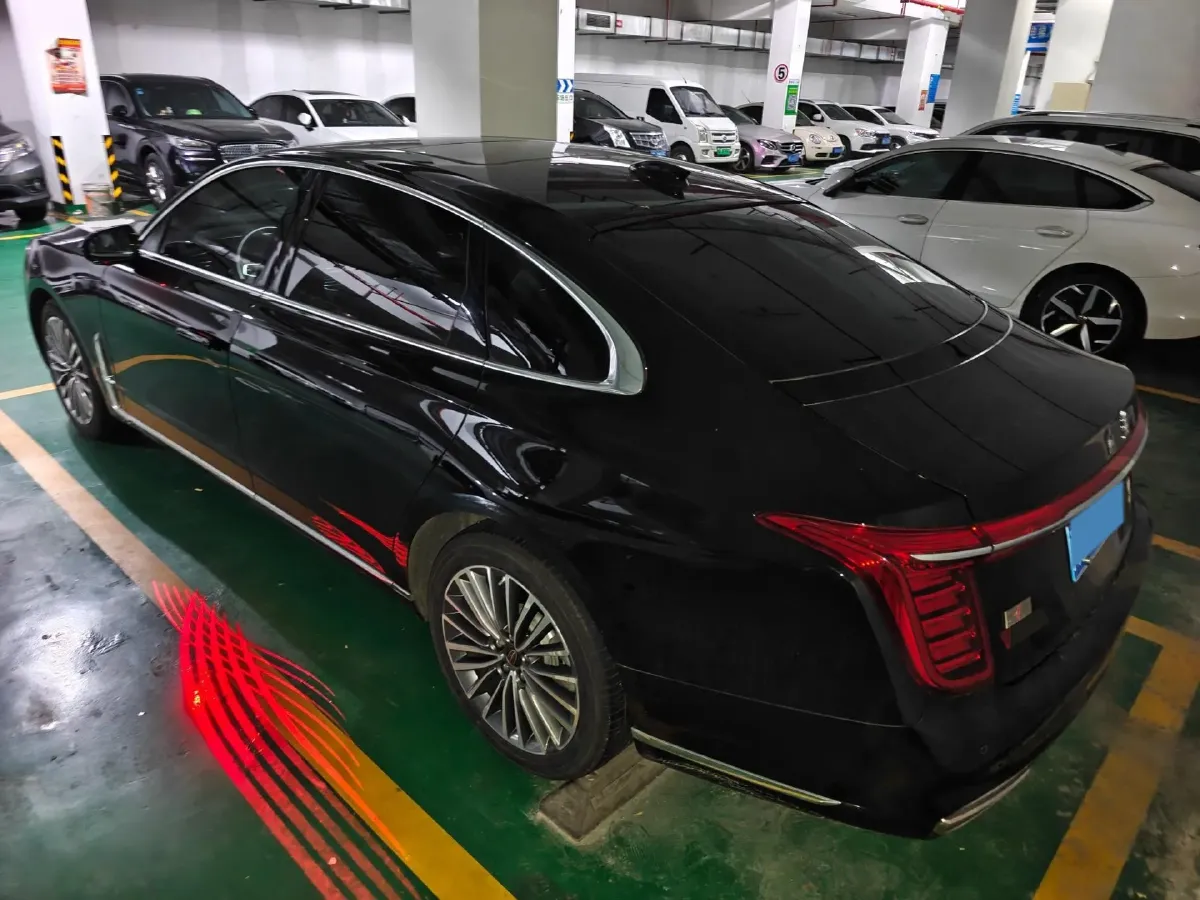 2020 HongQi H9 2.0T 252HP L4 7DCT,autocango,china used car exporter,china ev exporter,chinese used car exporter,chinese used ev exporter