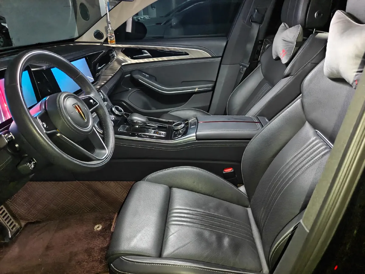 2020 HongQi H9 2.0T 252HP L4 7DCT,autocango,china used car exporter,china ev exporter,chinese used car exporter,chinese used ev exporter