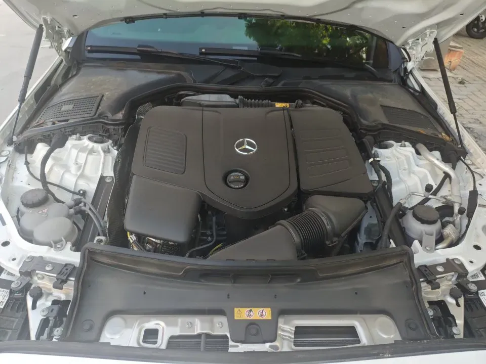 2025 Mercedes-Benz C Class 1.5T 204HP L4 9AT,autocango,china used car exporter,china ev exporter,chinese used car exporter,chinese used ev exporter