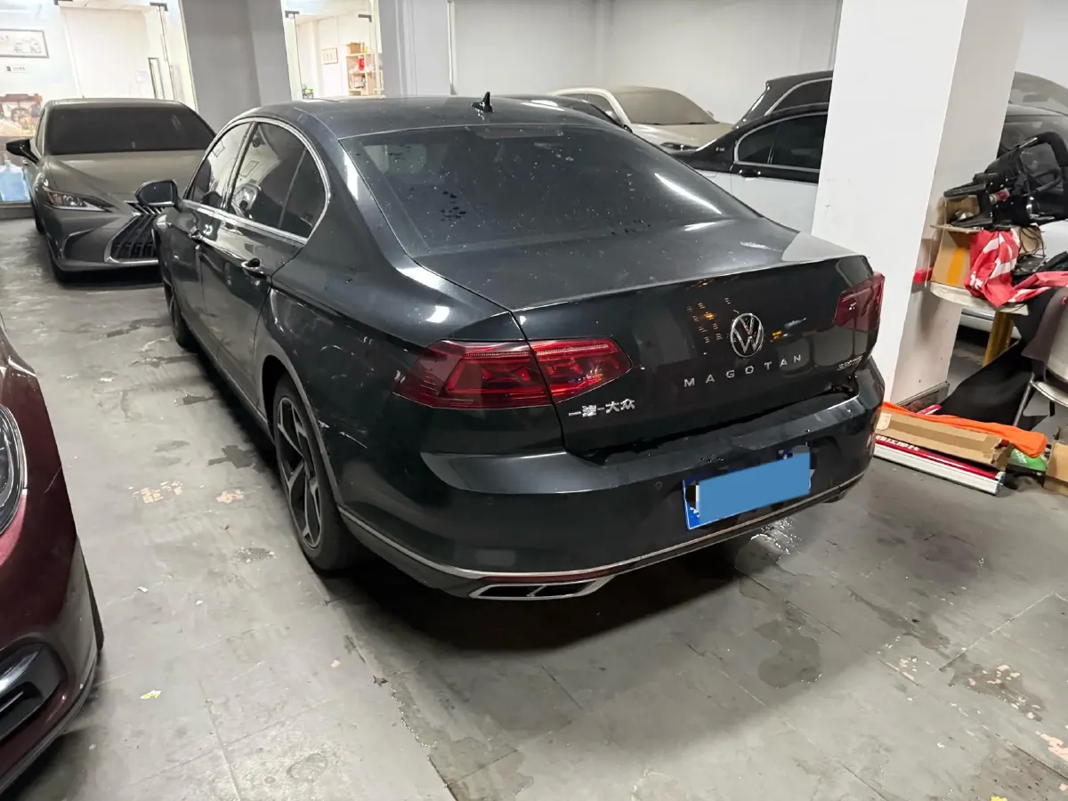 2023 Volkswagen Magotan 2.0T 186HP L4 7DCT,autocango,china used car exporter,china ev exporter,chinese used car exporter,chinese used ev exporter