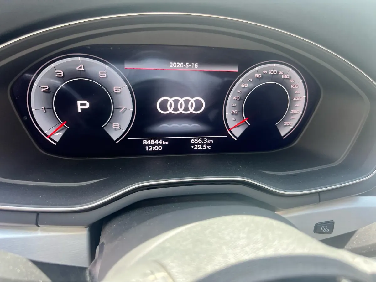 2020 Audi A4L 2.0T 190HP L4 7DCT,autocango,china used car exporter,china ev exporter,chinese used car exporter,chinese used ev exporter