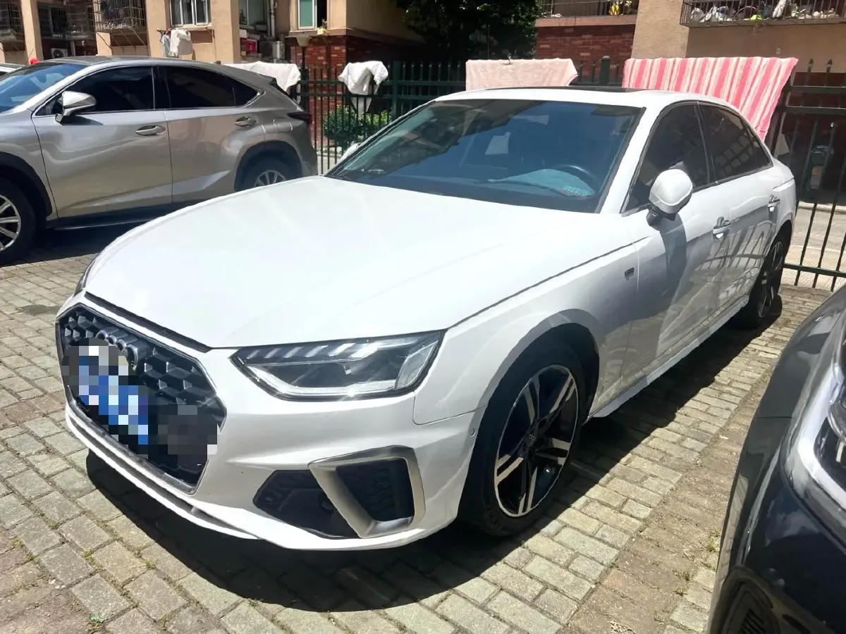2020 Audi A4L 2.0T 190HP L4 7DCT,autocango,china used car exporter,china ev exporter,chinese used car exporter,chinese used ev exporter