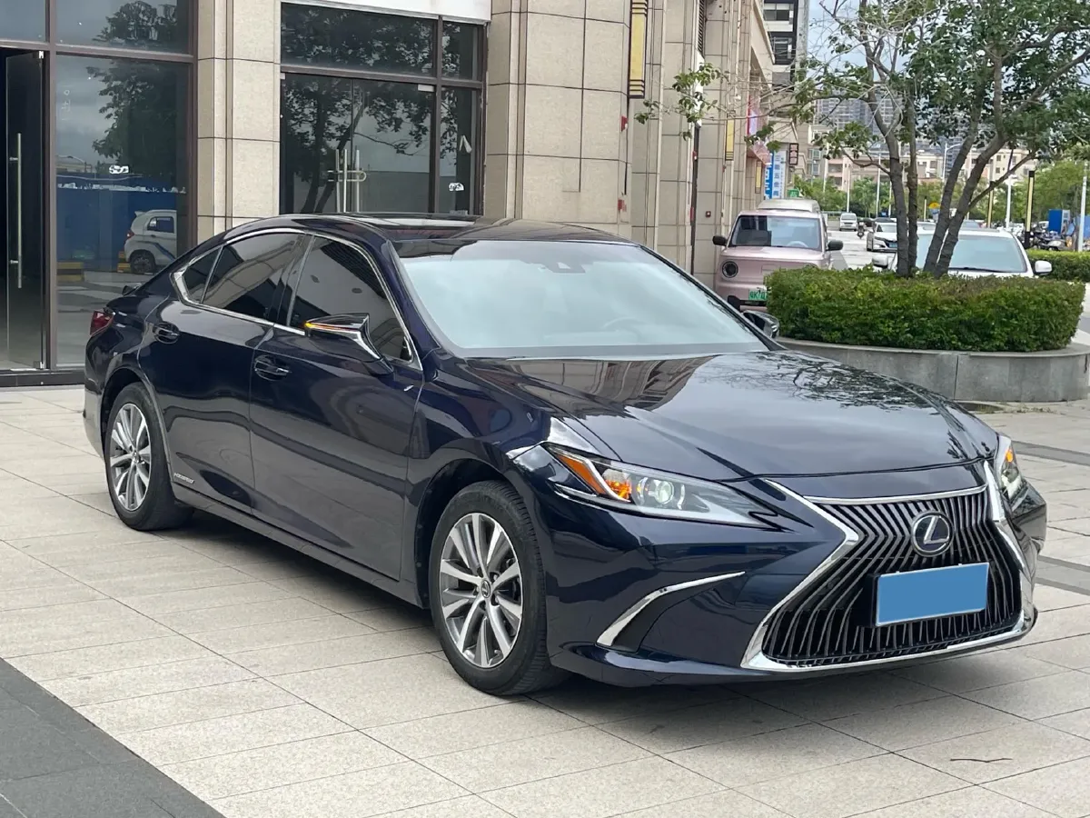 2020 Lexus ES 2.5L 178HP L4 E-CVT Hybrid,autocango,china used car exporter,china ev exporter,chinese used car exporter,chinese used ev exporter