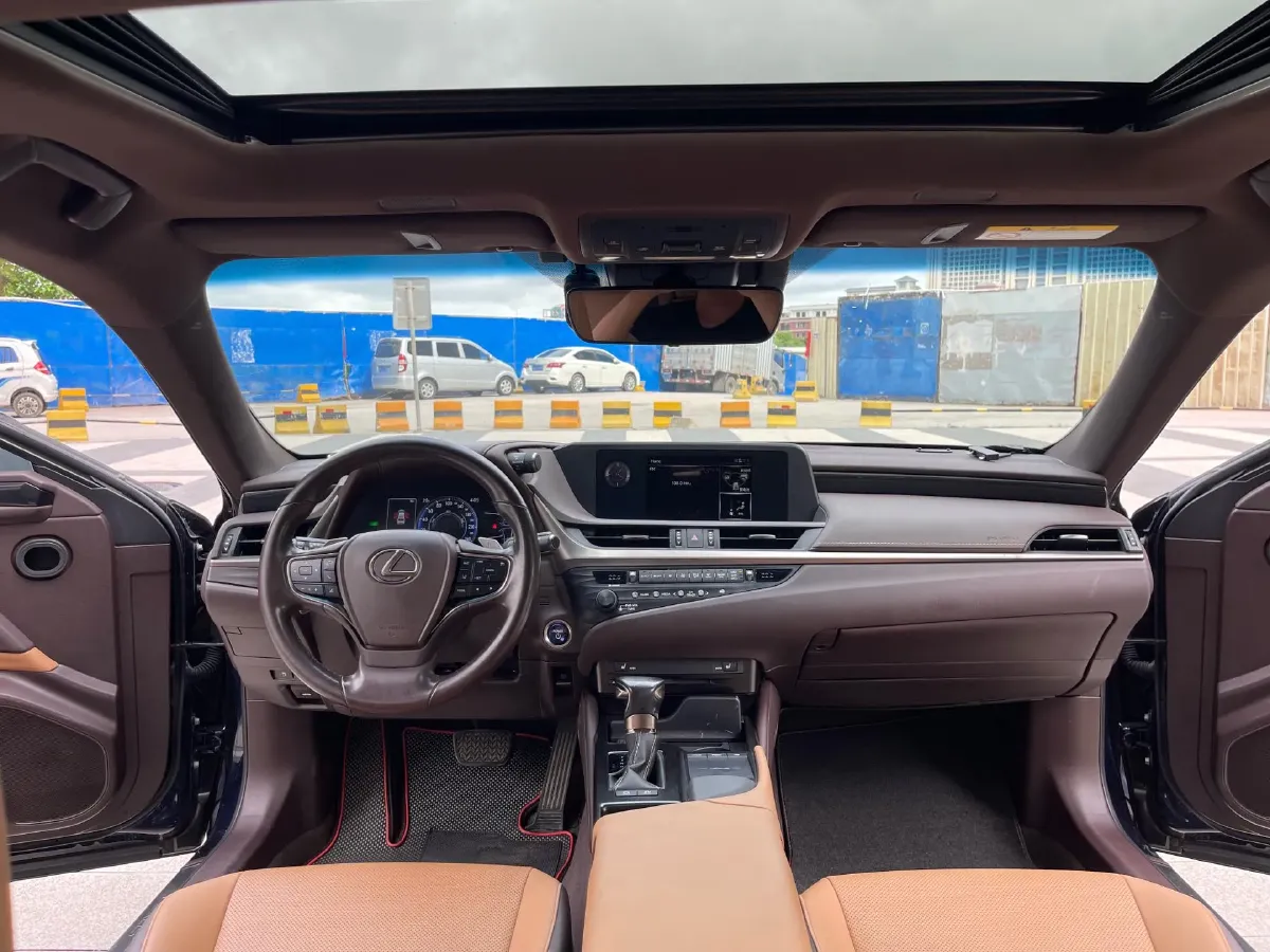2020 Lexus ES 2.5L 178HP L4 E-CVT Hybrid,autocango,china used car exporter,china ev exporter,chinese used car exporter,chinese used ev exporter