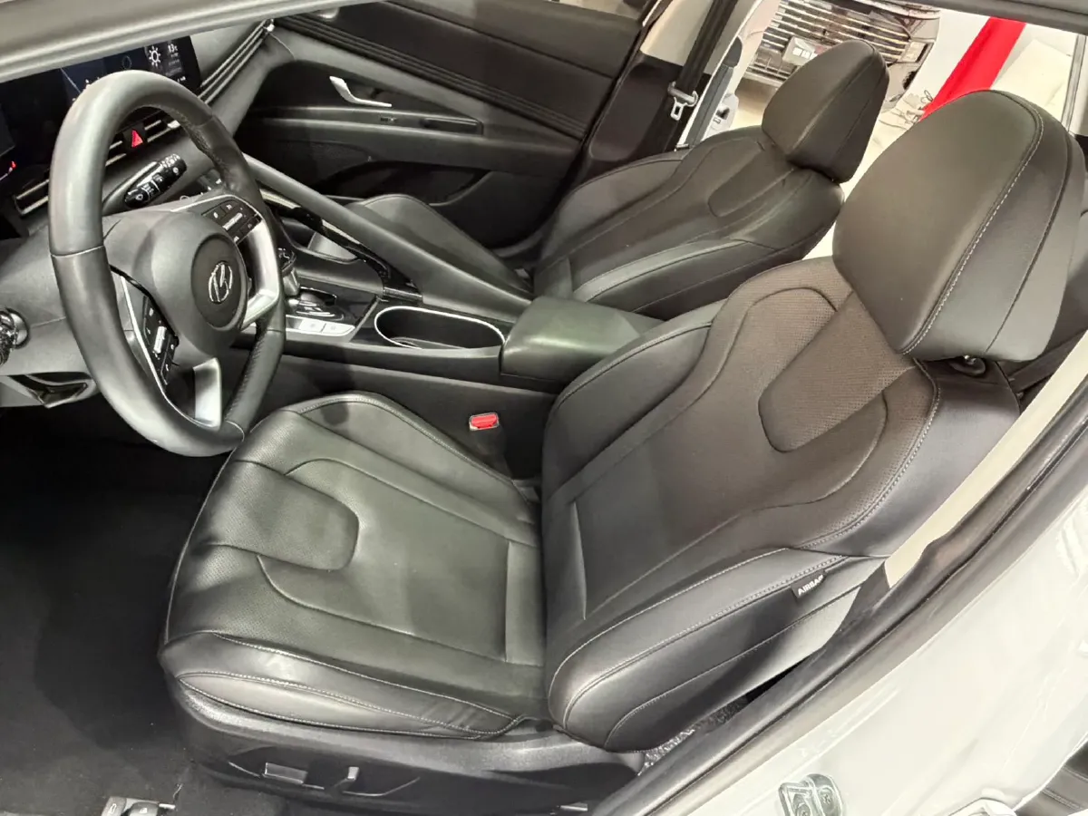 2022 Hyundai Elantra 1.5L 115HP L4 CVT,autocango,china used car exporter,china ev exporter,chinese used car exporter,chinese used ev exporter
