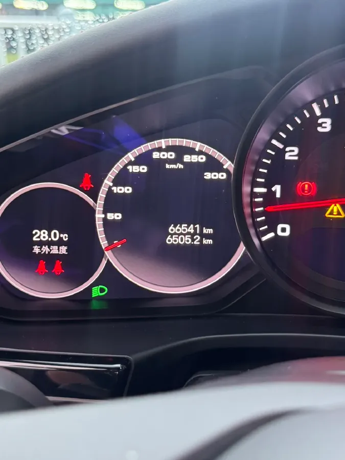 2023 Porsche Panamera 2.9T 330HP V6 8DCT,autocango,china used car exporter,china ev exporter,chinese used car exporter,chinese used ev exporter