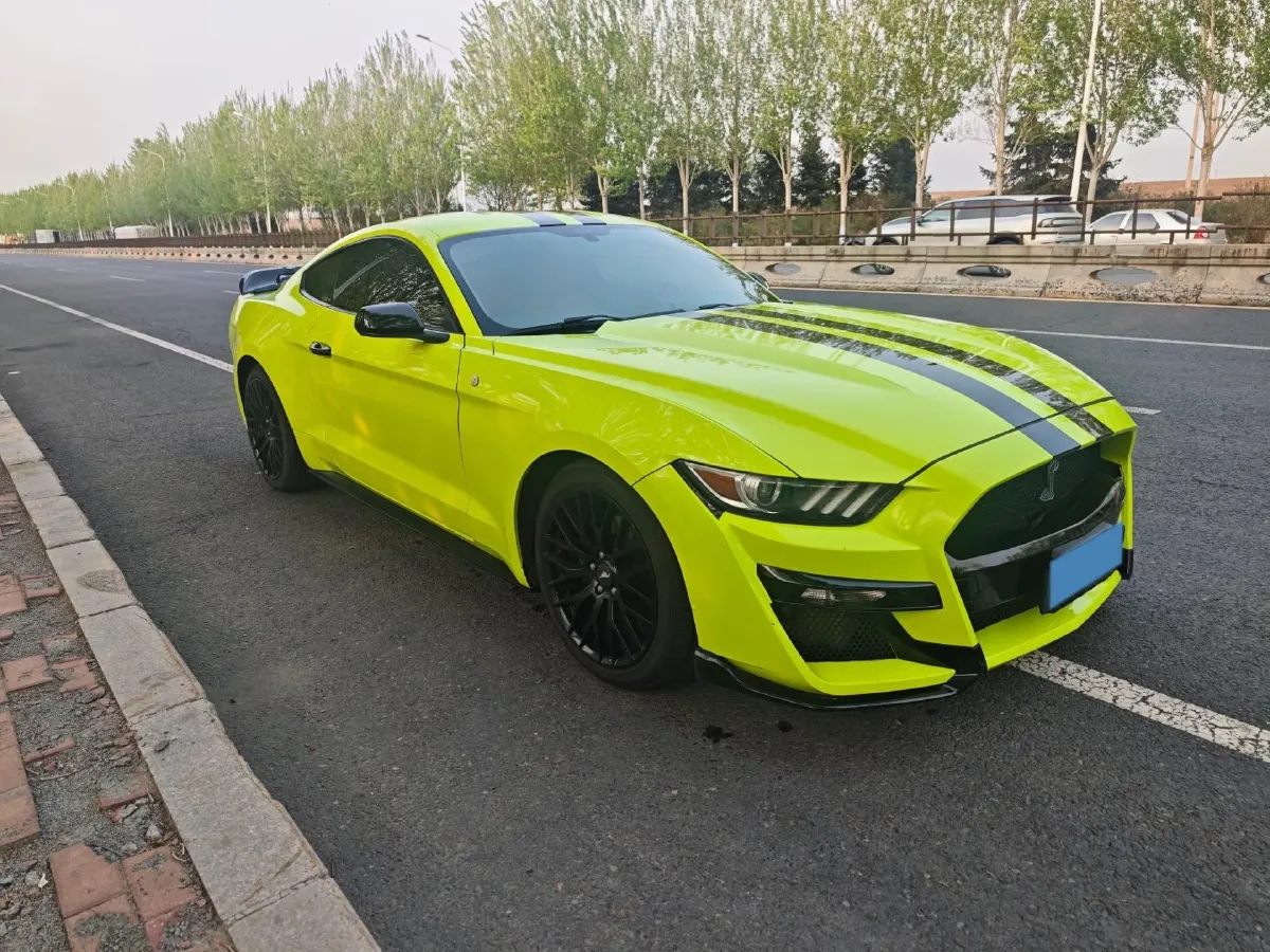 2017 Ford Mustang 2.3T 314HP L4 6AT,autocango,china used car exporter,china ev exporter,chinese used car exporter,chinese used ev exporter