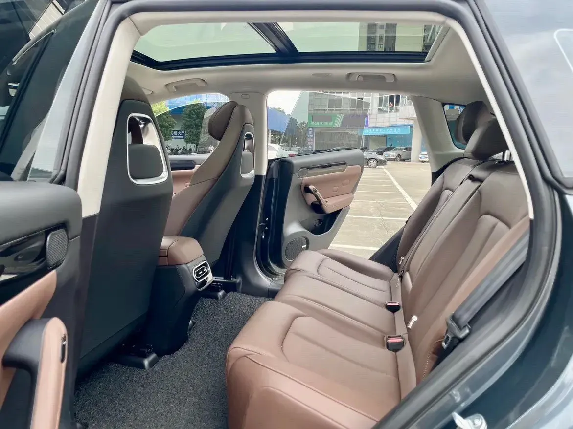 2023 Leapmotor C11 1.5L 95HP L4 REEV 43.74KWH,autocango,china used car exporter,china ev exporter,chinese used car exporter,chinese used ev exporter