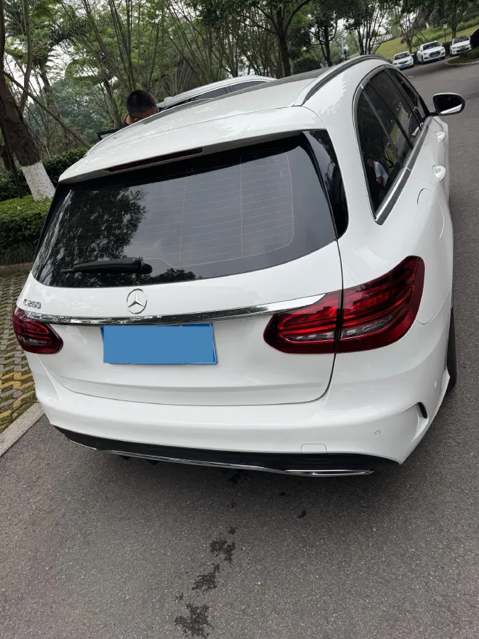 2020 Mercedes-Benz C Class 1.5T 184HP L4 9AT,autocango,china used car exporter,china ev exporter,chinese used car exporter,chinese used ev exporter