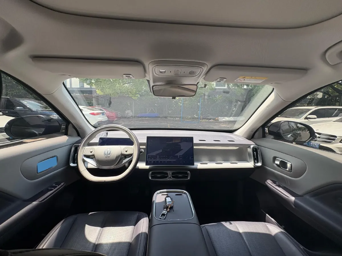 2025 Leapmotor B10 BEV 56.2KWH,autocango,china used car exporter,china ev exporter,chinese used car exporter,chinese used ev exporter