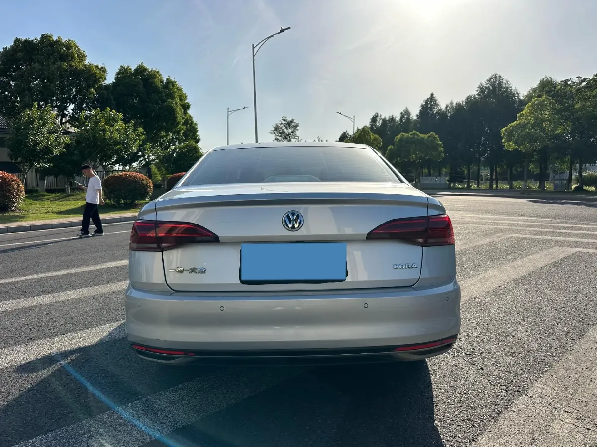 2020 Volkswagen Bora 1.5L 113HP L4 6AT,autocango,china used car exporter,china ev exporter,chinese used car exporter,chinese used ev exporter