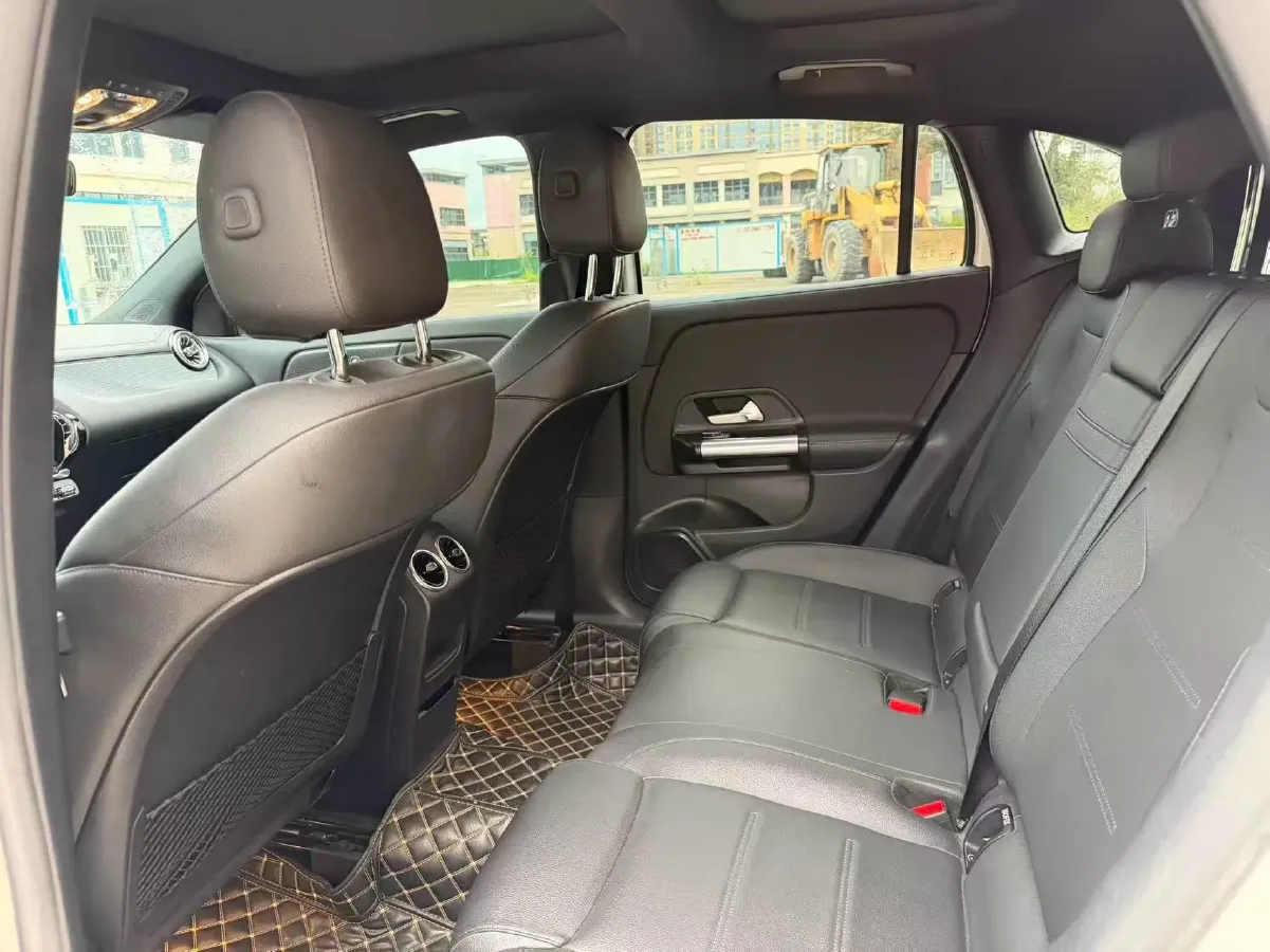 2020 Mercedes-Benz GLA Class 1.3T 163HP L4 7DCT,autocango,china used car exporter,china ev exporter,chinese used car exporter,chinese used ev exporter