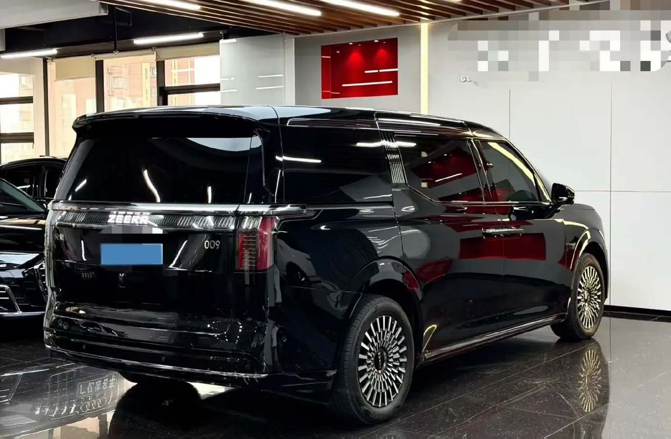 2024 Zeekr 009 BEV 108KWH,autocango,china used car exporter,china ev exporter,chinese used car exporter,chinese used ev exporter