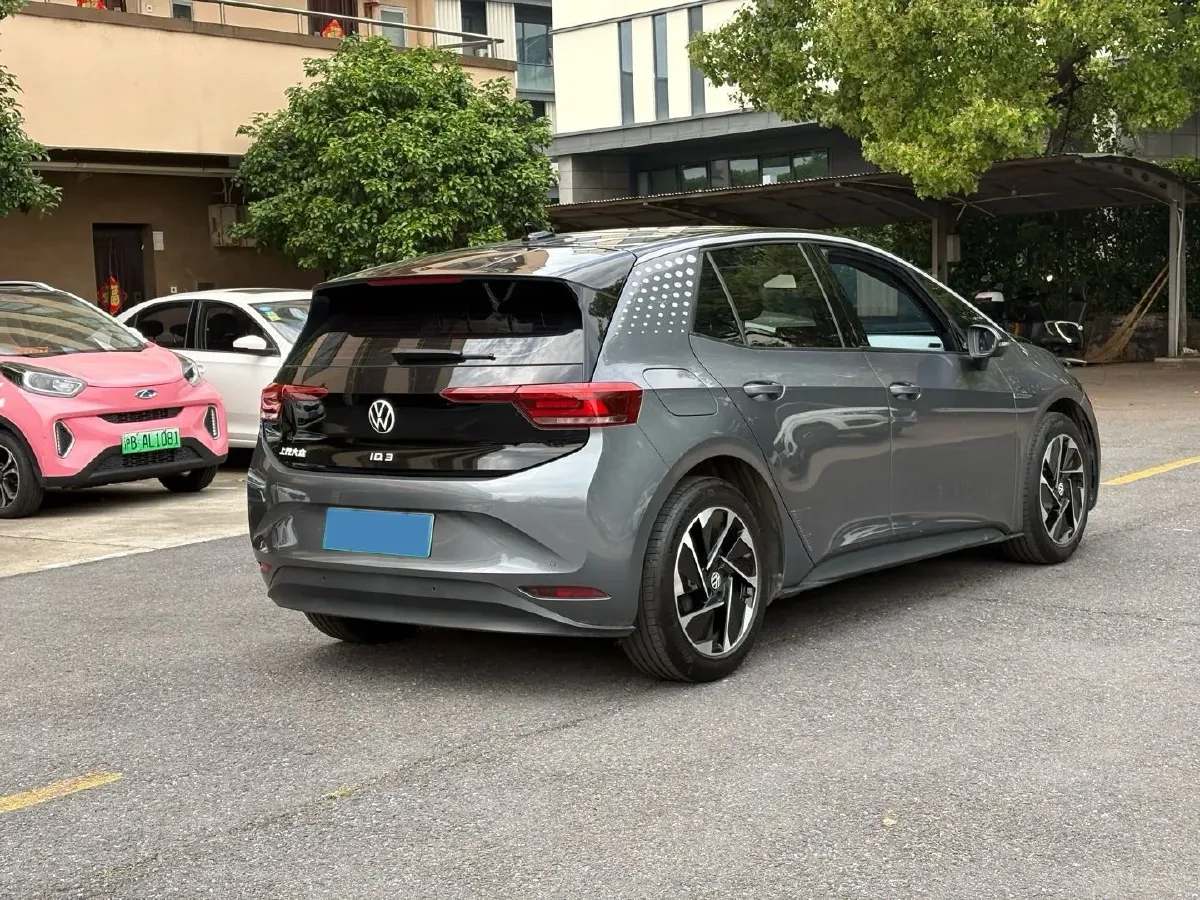 2023 Volkswagen ID.3 BEV 52.8KWH,autocango,china used car exporter,china ev exporter,chinese used car exporter,chinese used ev exporter