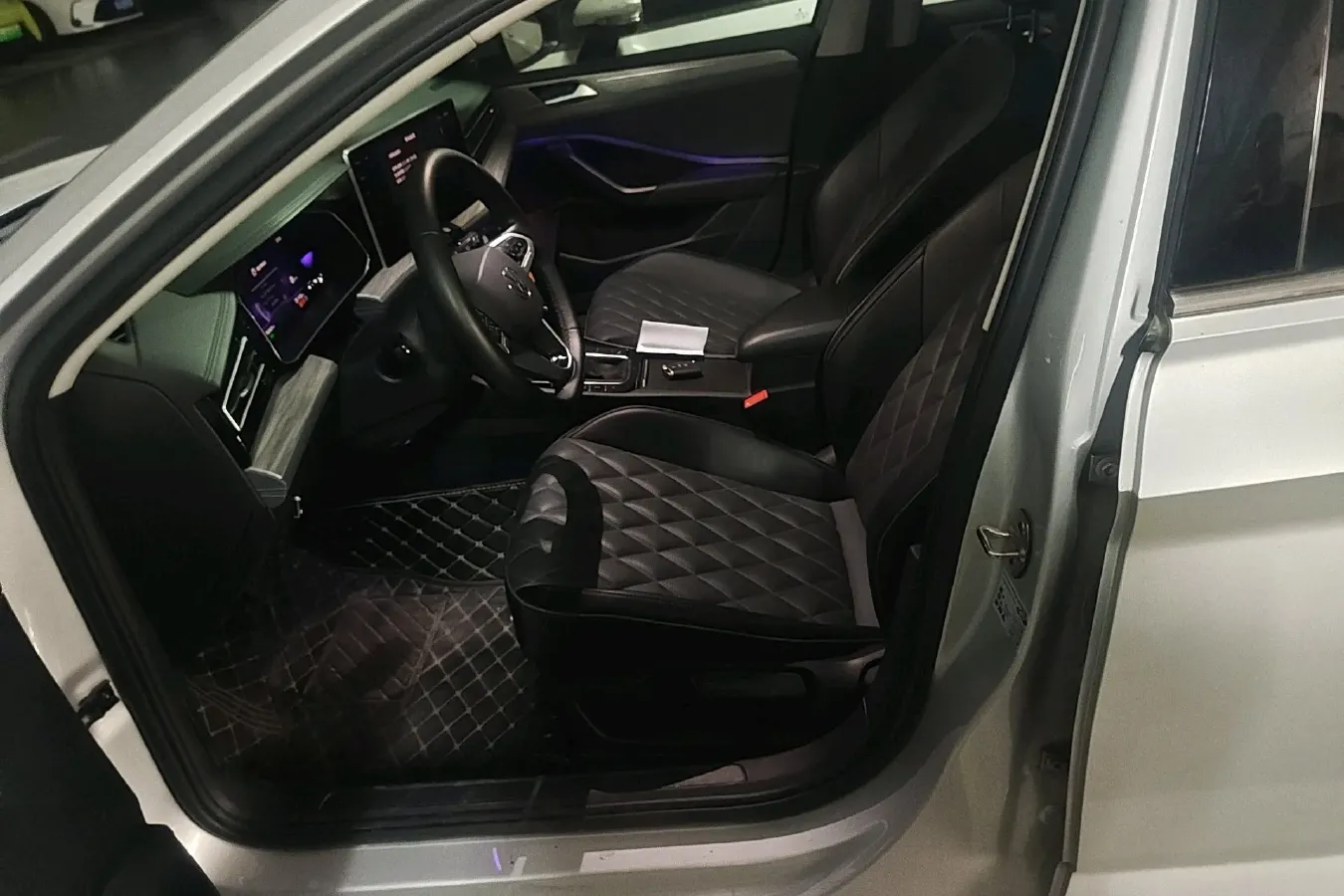 2023 Volkswagen Sagitar 1.4T 150HP L4 7DCT,autocango,china used car exporter,china ev exporter,chinese used car exporter,chinese used ev exporter