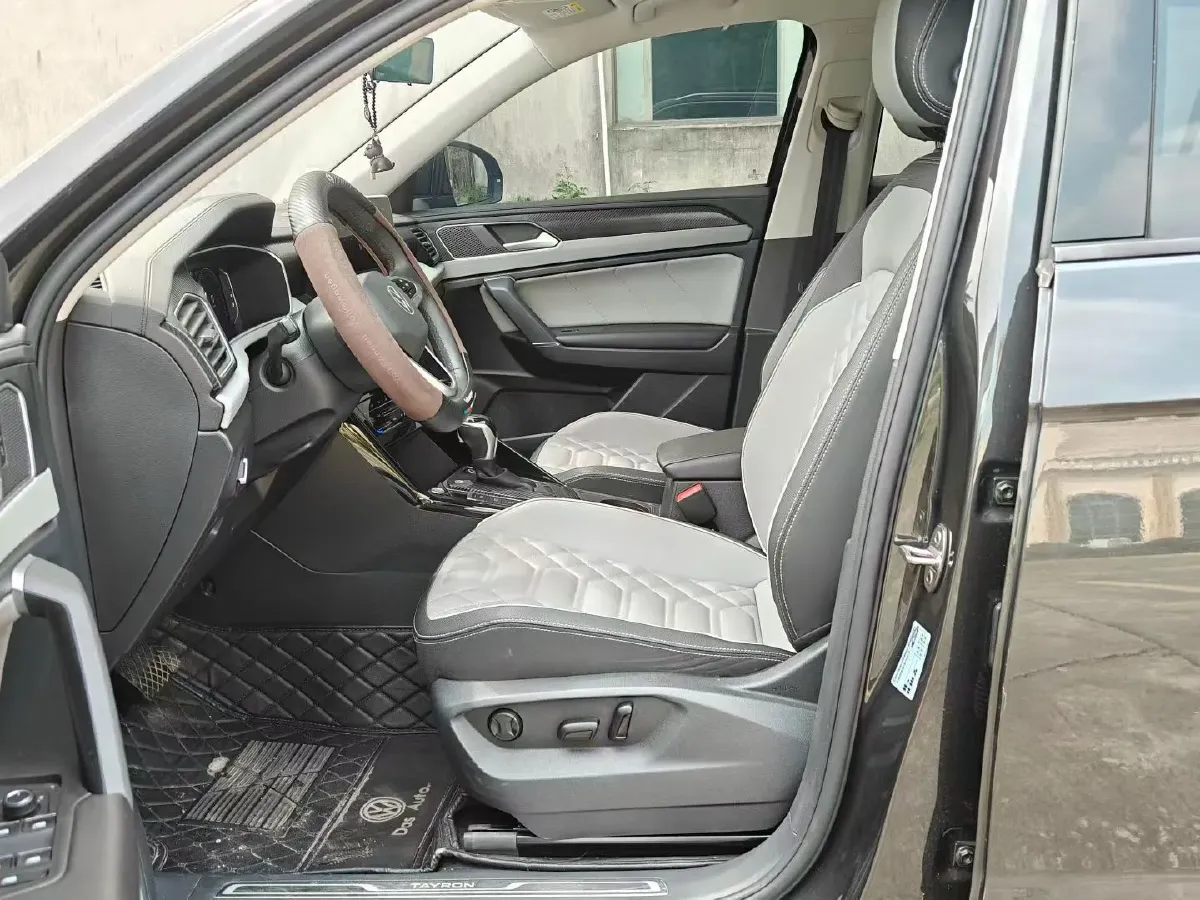 2023 Volkswagen Tayron 2.0T 186HP L4 7DCT,autocango,china used car exporter,china ev exporter,chinese used car exporter,chinese used ev exporter