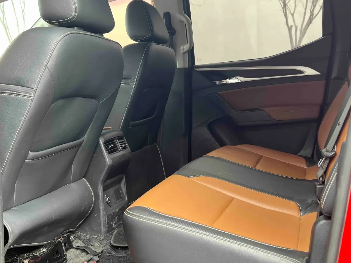 2022 MAXUS T70 2.0T 163HP L4 6AT,autocango,china used car exporter,china ev exporter,chinese used car exporter,chinese used ev exporter