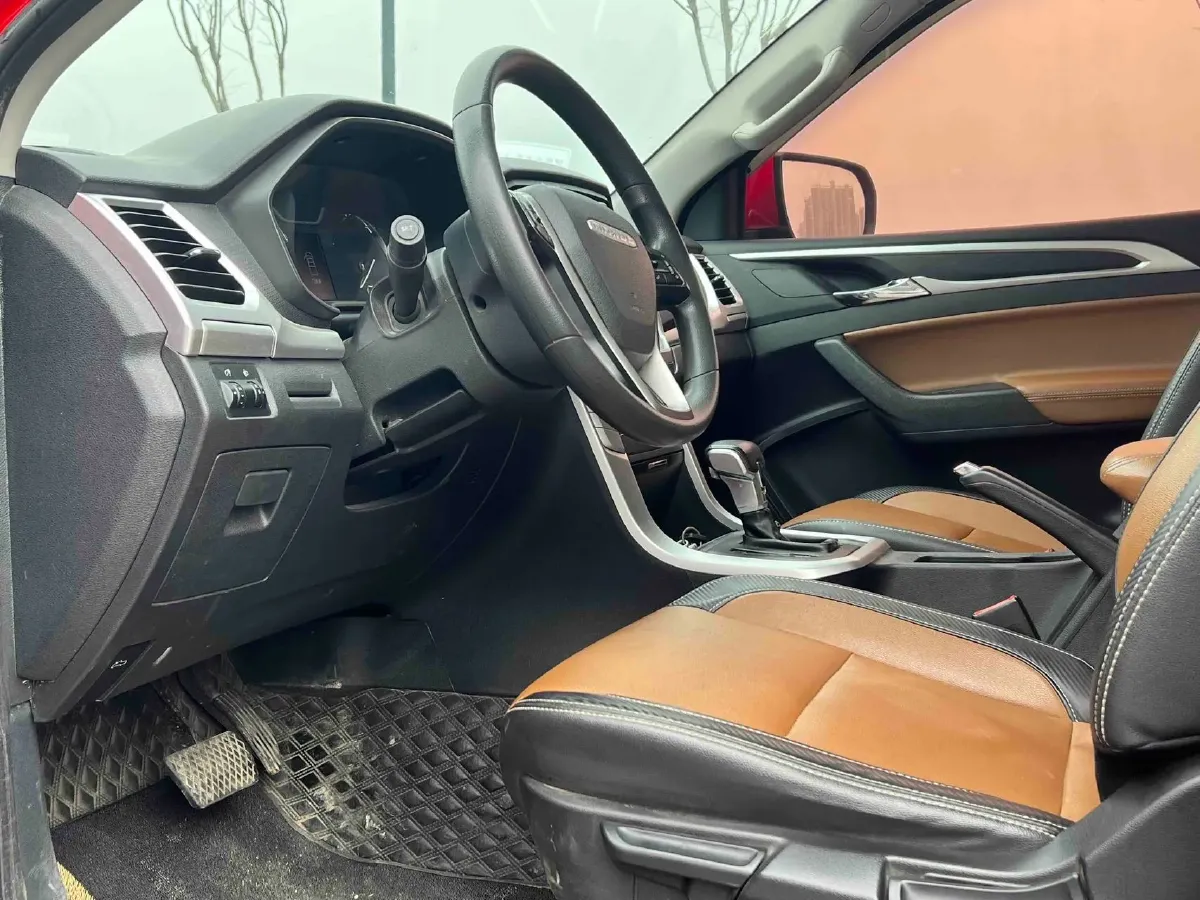 2022 MAXUS T70 2.0T 163HP L4 6AT,autocango,china used car exporter,china ev exporter,chinese used car exporter,chinese used ev exporter