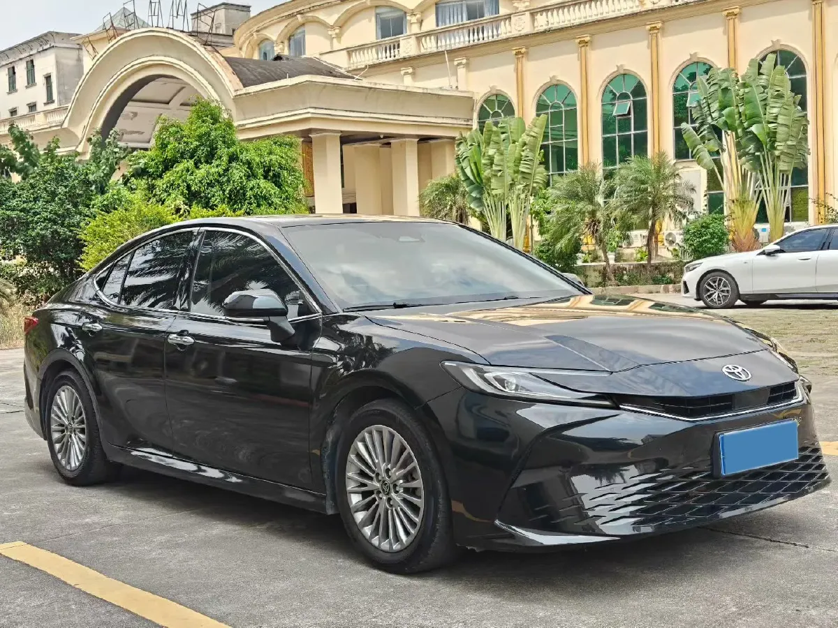 2024 Toyota Camry 2.0L 173HP L4 CVT,autocango,china used car exporter,china ev exporter,chinese used car exporter,chinese used ev exporter