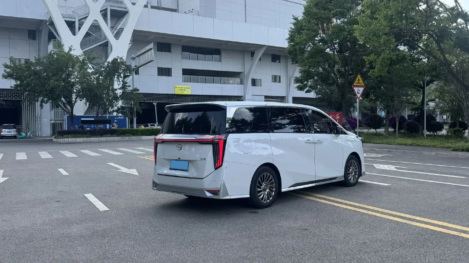 2023 GAC Trumpchi M8 2.0T 252HP L4 8AT,autocango,china used car exporter,china ev exporter,chinese used car exporter,chinese used ev exporter