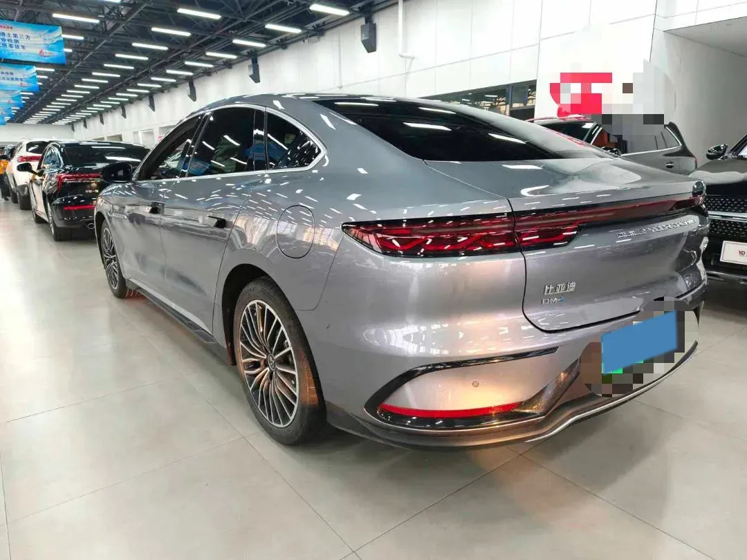 2022 Volkswagen Tiguan L 2.0T 186HP L4 7DCT,autocango,china used car exporter,china ev exporter,chinese used car exporter,chinese used ev exporter